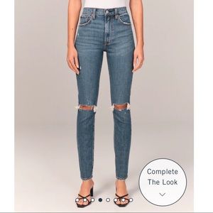 A&F • High Rise Skinny Jeans Dark Ripped Wash • 27R